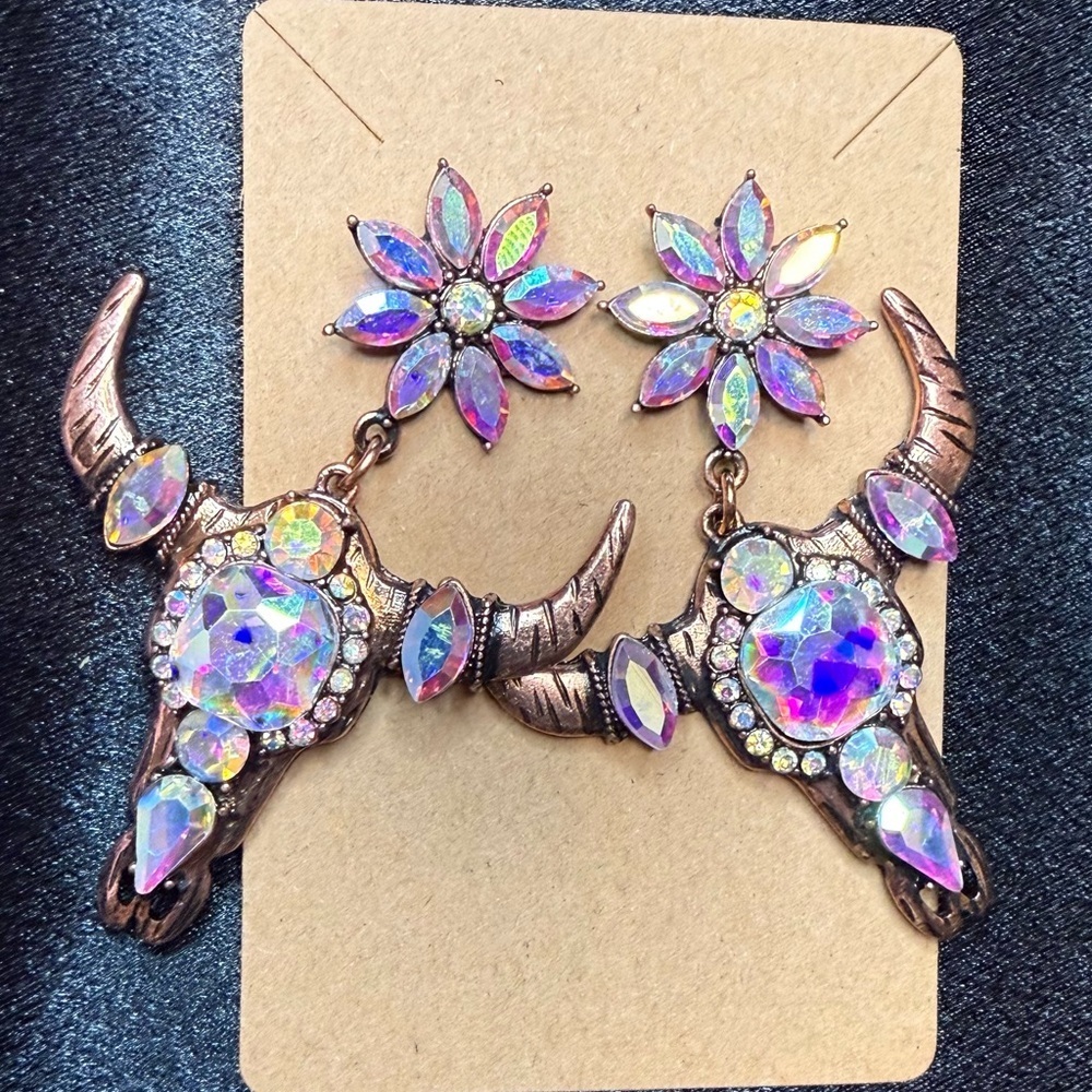 NWT Rhinestone steer head earrings multi faceted rhinestones with copper - Picture 2 of 4